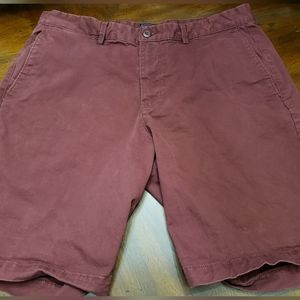 Gap Khakis Lived In Short